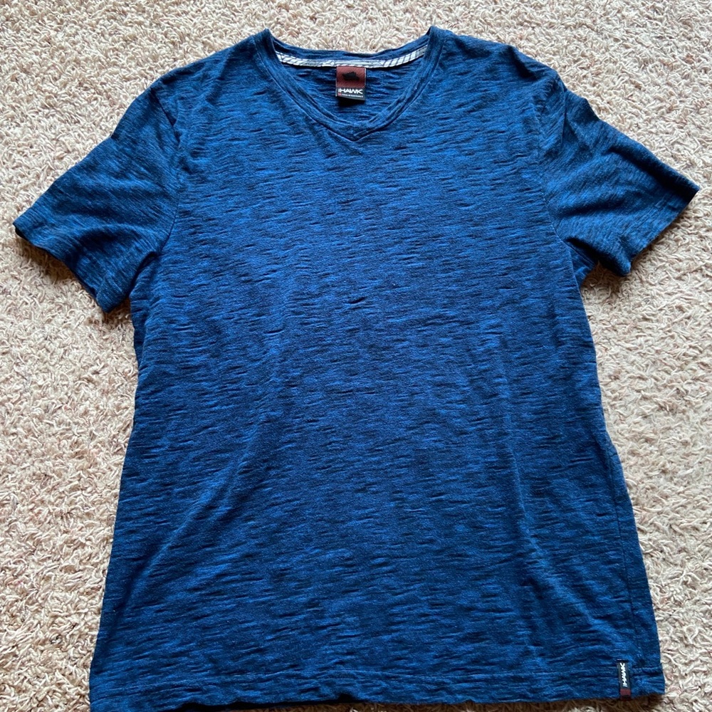 Men’s hawk blue tee